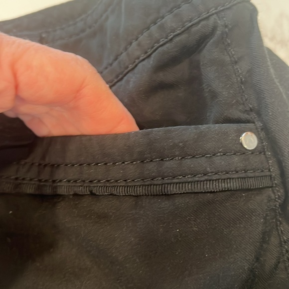 White House Black Market Skirt - Picture 4 of 9